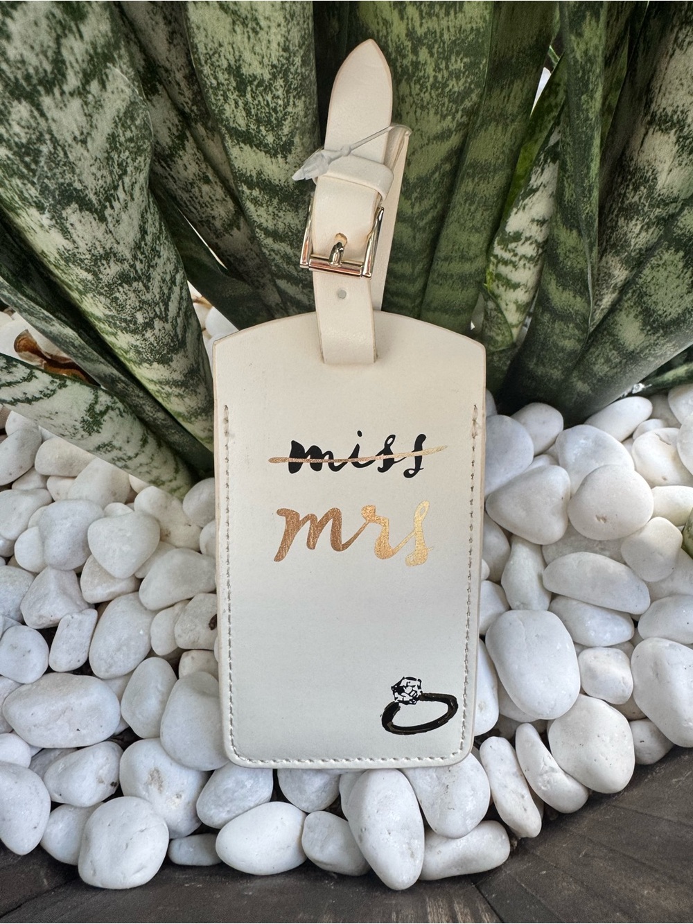 Kate Spade New York Miss to Mrs Bridal Luggage Tag White Gold NWOT